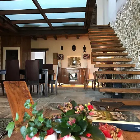 Maison Marie Louise Penzion Oregue